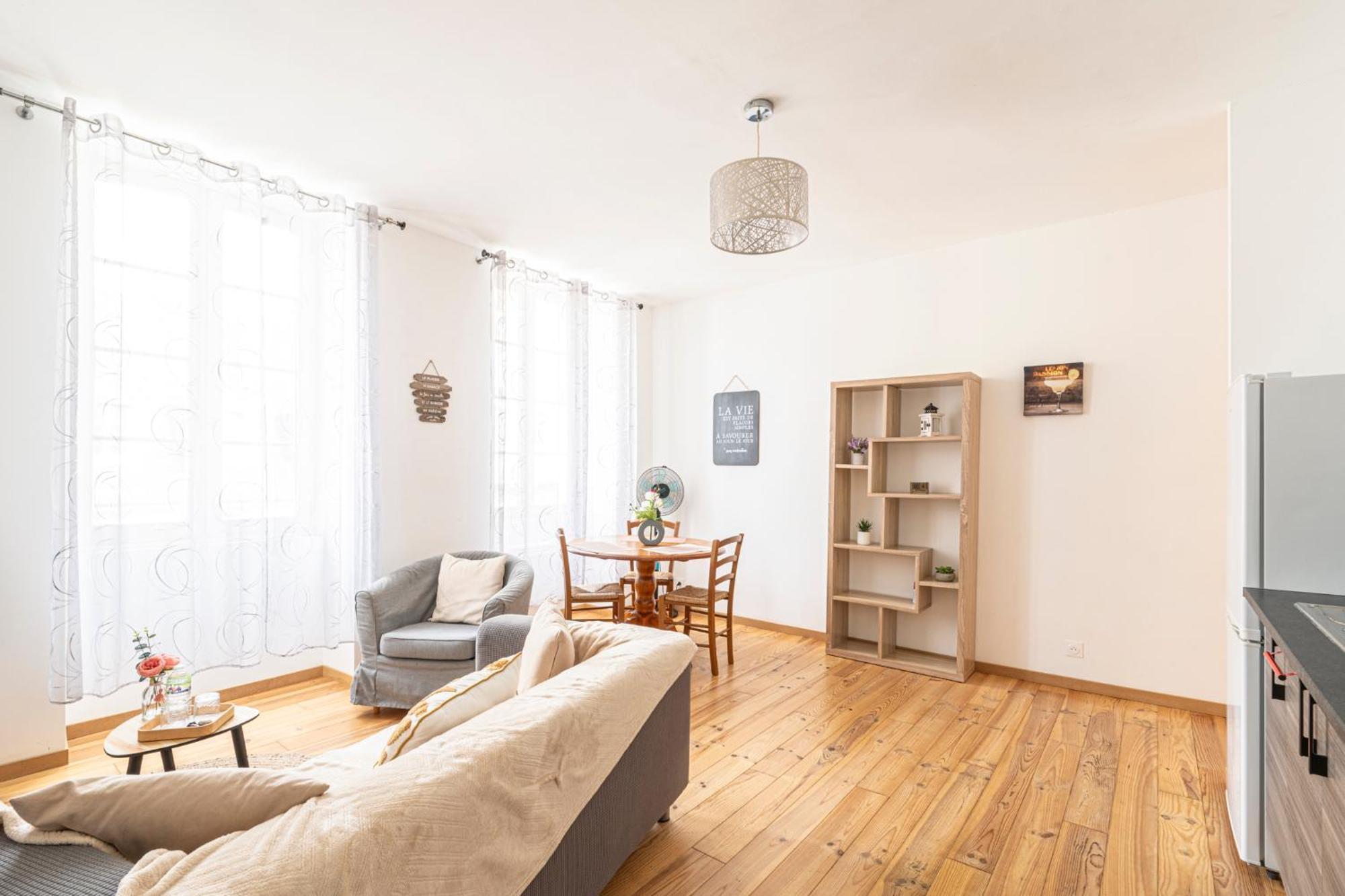 Le Douillet Bearnais Apartment